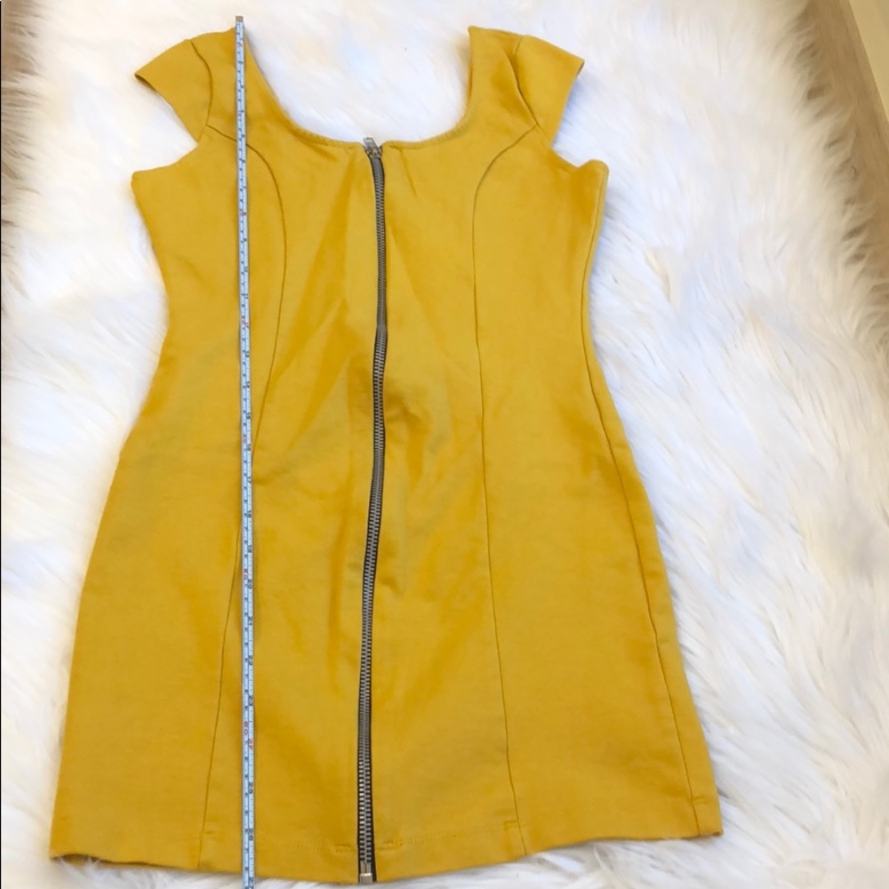 H&M Zipper Dress - Picture 8 of 10